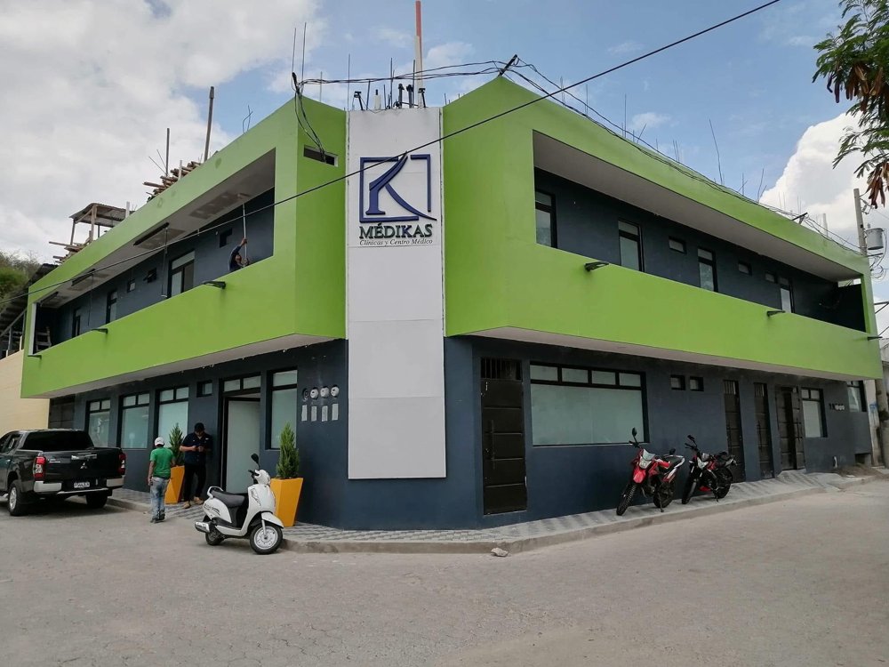 Instalaciones de Médikas, Clínicas y Centro Médico en Guastatoya